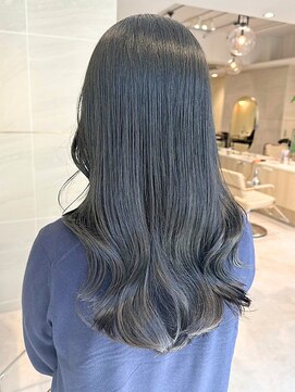 ミズチャーム(Ms.CHARM) デザインカラーレイヤーカットウェットヘアくびれレイヤー