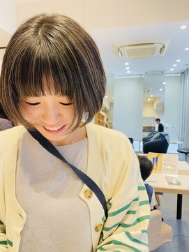 コル(Cor) ワンレンミニボブ