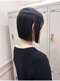 20代30代40代前下がりストレート小顔補正立体カット