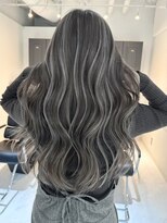 ヘアサロンラルガ 下曽根店(Hair salon Raruga) ハイライトカラーミルクティーベージュレイヤーカット