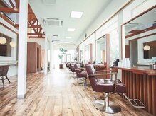 《顔周り》×《似合わせ》×《継続美》に特化したこだわり技術で一人一人の骨格・輪郭に必ず似合わせます☆