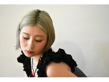 パプス ド コワフュール 小林店(Pap's de coiffeur)の写真/ハイトーンカラー・ダブルカラーもダメージレスなブリーチでキレイな実現！