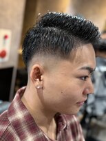 メグロバーバーショップロッポンギ 目黒六(MEGURO BARBER SHOP 6PPONGI)&nbsp;アップバング/スキンフェード