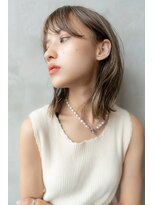 ケアリー 武蔵小杉(Carelly)&nbsp;フェザーバングカーキグレージュ大人かわいいマッシュショート