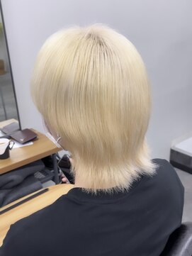 バレ(BALE) 滋賀/草津/抜きっぱなしブロンド/ブリーチ/ハイトーン