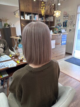コジック ヘアアンドアイ(Cogic hair & eye) 10代20代グレージュ赤み消しカラーナチュラル結べるボブスタイル