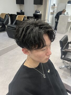 シャドウパーマ