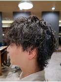 縦落ち感がオシャレ◎緩めツイスパマッシュウルフ