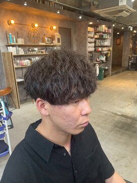 カーニー 北千住(kearny) メンズカットパーマ/ニュアンスパーマ/フェザーパーマ[北千住]
