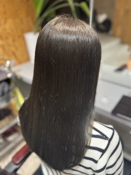 ネウィ 池袋(newi) オリーブベージュ