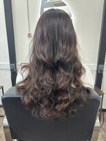 ロア 熊本(LOA)&nbsp;コテ巻き風パーマ　大きめ高め