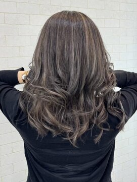 西川田ロング髪質改善トリートメントブリーチなしダブルカラー