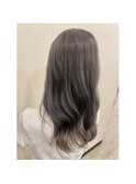  暗髪×ハイライト