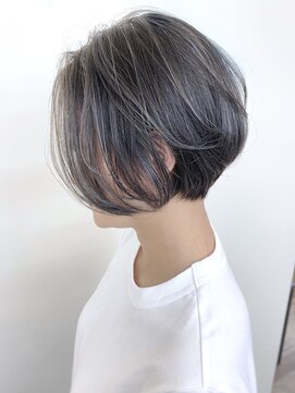 モリオフロムロンドン 原宿本店(morio from London) 【morio原宿】ショートボブ　白髪ぼかし　ハイライトカラー