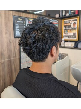 キングマンバーバー 田町店(KING MAN BARBER) 大人ツーブロックパーマ