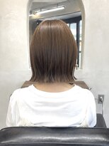 エレノア 梅田 大阪駅前第4ビル店(Eleanor) 【菜菜】 柔らかサンドベージュのぱつっとボブ