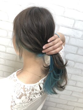 ヘアーアンドラッシュ ジーナ(Hair&Lash Jiina) ターコイズブルー