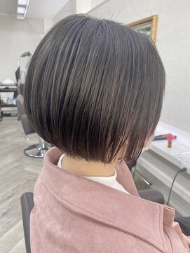 ビューティー シャレンド 20代30代★大人かわいい小顔見せ♪前下がりナチュラルボブ