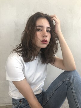 シーバイトリコ 市川(SEA by tricot) ミディアムレイヤー