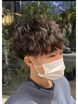 ブランコジーサウス(BLANCO G South) 波巻きスパイラルパーマ ツーブロック マッシュ 骨格補正