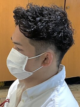 リスタバイネオリーブ 浅草(Re:sta by neolive) ショートハーパー外国人風パーマハードパーマメンズパーマ