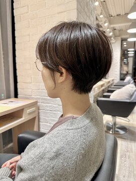 アーロン(aaron) 【サロンワーク】マッシュショートで首周りスッキリ。