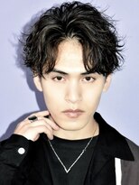 オーシャントーキョー(OCEAN TOKYO)&nbsp;スパイラルパーマセンターパートツーブロックコンマバング韓国