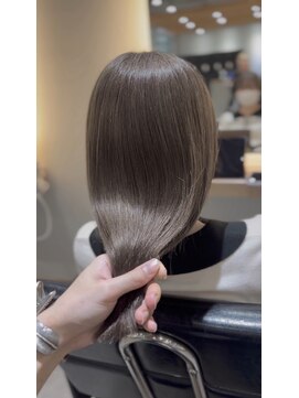 サロンドミルク 新百合ヶ丘店(salon de MiLK) ミルクティーベージュグレージュダブルカラーケアブリーチ