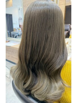 ヘアーアンドスパ ローラ(LoLa) 大人気透明感カラー