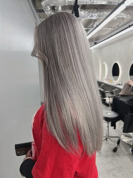 サイ アオヤマ(sai AOYAMA) シルバーグレーラテ