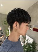 20代30代40代メンズショートフェザーマッシュツーブロック