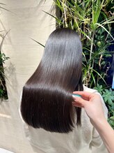 仕上がりの圧倒的質感・持続する艶やかな美髪に思わず感動！