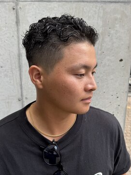 ロンドガルマン 名古屋(Lond GULLMAN) オールバックスタイル