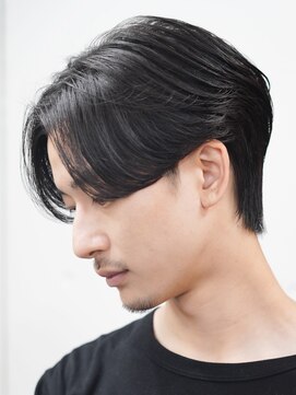 フィフス(fifth) 原宿毛流れセンターパートニュアンスパーマビジネスヘア黒髪30代