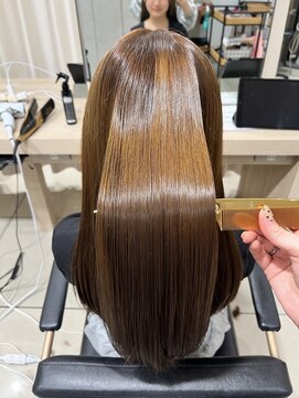 アッシュ 高幡不動店(Ash) 髪質改善カラーブリーチなしオリーブベージュ顔周りレイヤー