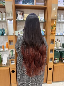 プランタンアヴェダ(printemps AVEDA) 深みレッドのナチュラルグラデーション