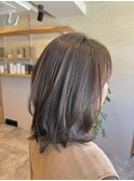 アッシュグレージュ