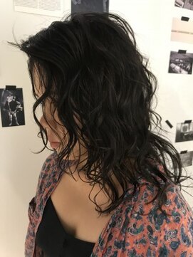 ジーナ(XENA) スパイラルウェーブパーマ