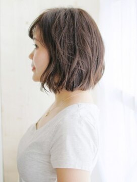 ヘアメイク ナル(hair make nalu) ゆるバルーンボブスタイル