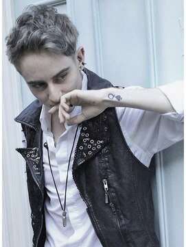 ジジバイワースホワイル(jiji by WORTH WHILE) アンセルエルゴート 風 ベリーショート