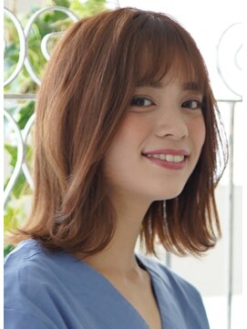 ナオシ トレス 富雄店(nao*c tres) 【奈良/富雄nao*c】ひし形シルエット切りっ放し外ハネミディー