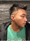 ツーブロックビジネスショートレイヤーかき上げコンマヘア