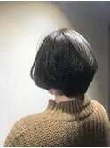 nilva新宿／オリーブアッシュ ラフショートボブ [山村麻悠]