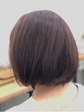 ワトワトセンター 動きのあるボブ