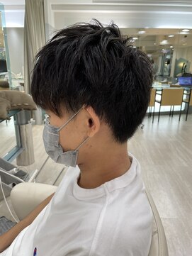 クオーター(QUARTER) ツーブロック刈り上げパーマツイストアッシュブラック