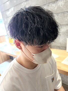 ニアウ 伊勢崎連取店(Niau) 刈り上げマッシュショート波巻きツイストスパイラルパーマメンズ