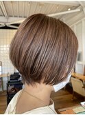 ショートボブ