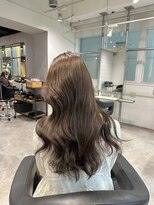 シアター 表参道青山(THEATER) レイヤーカット♪透明感オリーブカラー