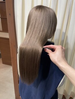 ルミエール(Lumiere)の写真/『新栄/栄駅』ブリーチによるダメージも抑える仕上がりに感動◎髪に優しい施術で憧れの艶ヘアに！