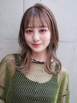 ギークス(GEEKS)&nbsp;【GEEKS渋谷】伸ばしかけロング/顔周りレイヤー/冬カラー/透明感